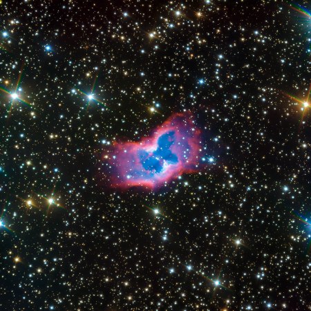 ‘Borboleta espacial’ capturada por&nbsp;telescópio