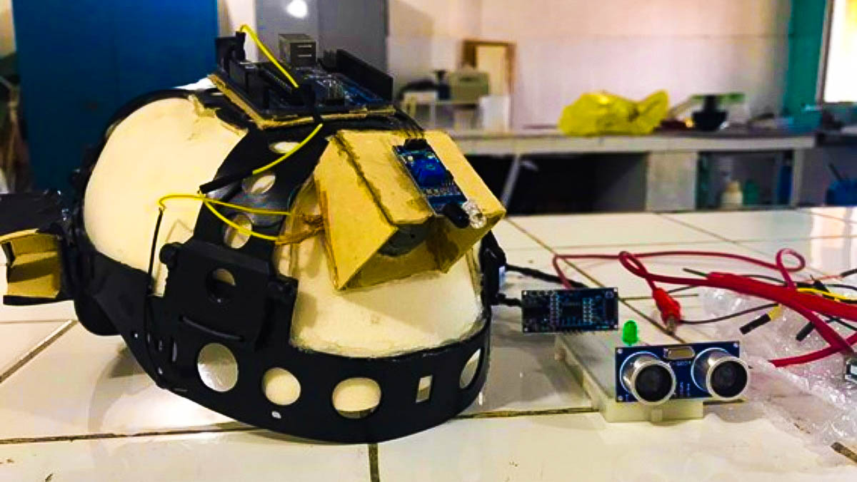 Estudantes criam sensor de movimento para pessoas com deficiência visual