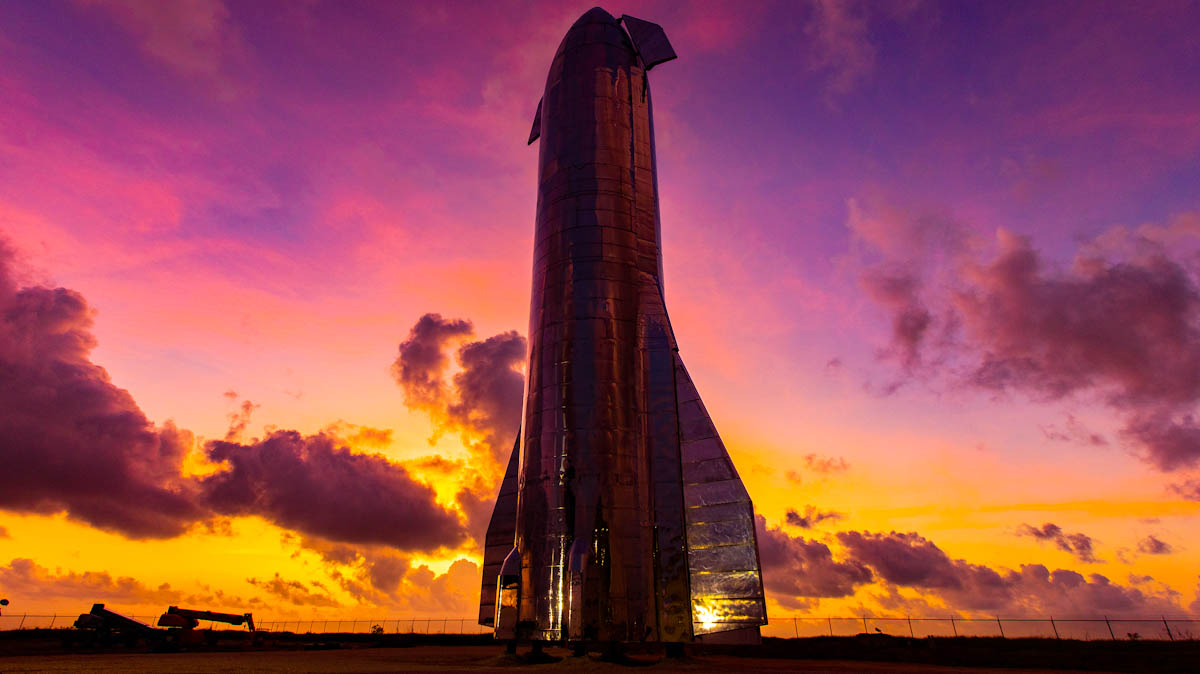 SpaceX pode lançar missão rumo a Marte em 2024