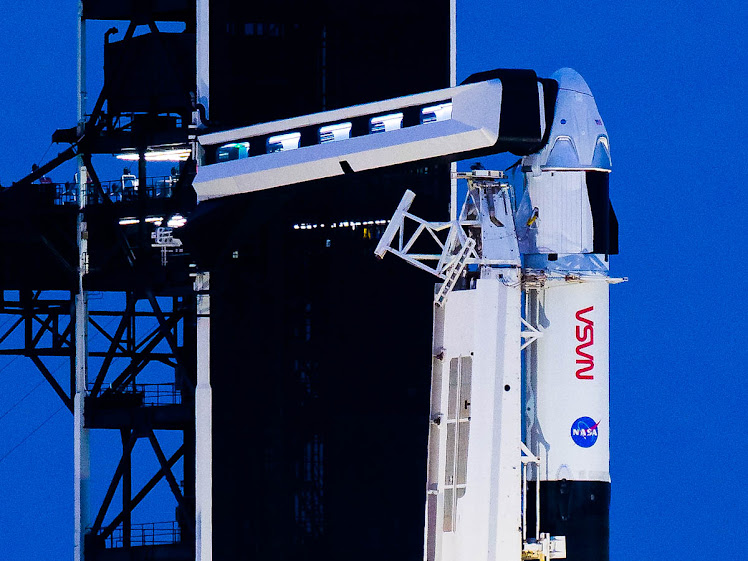 Missão Crew-1: SpaceX envia astronautas à ISS; assista ao lançamento do Falcon 9