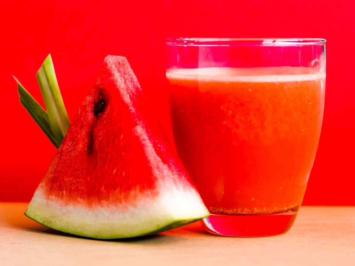 5 frutas de verão que trazem vários benefícios para pele, de hidratação à proteção e ação anti-idade