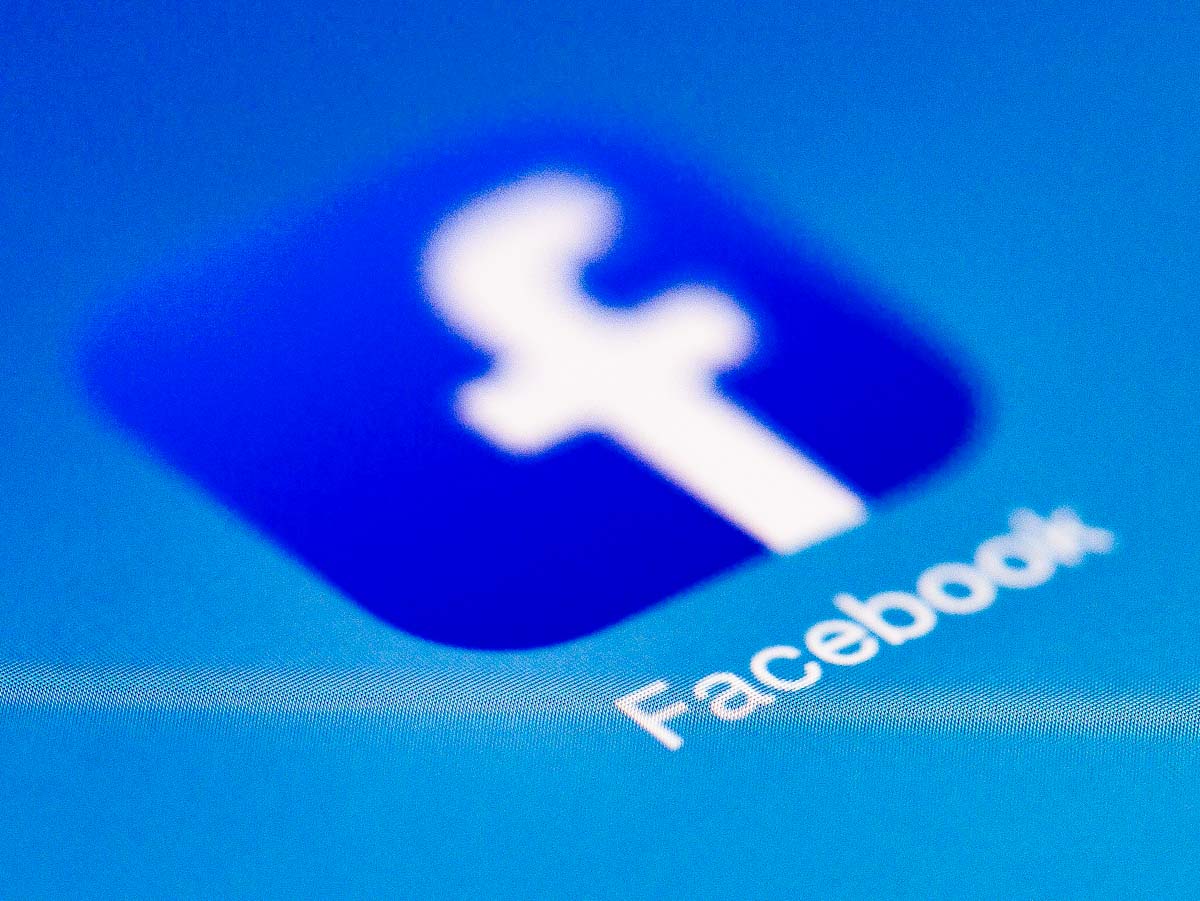 Novo golpe usa suposto aviso de violação de direitos autorais no Facebook, alerta Kaspersky
