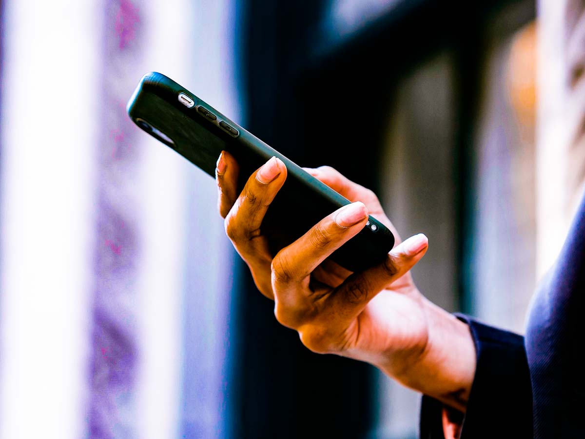 Nova tática burla bloqueio de phishing via SMS, alerta Kaspersky