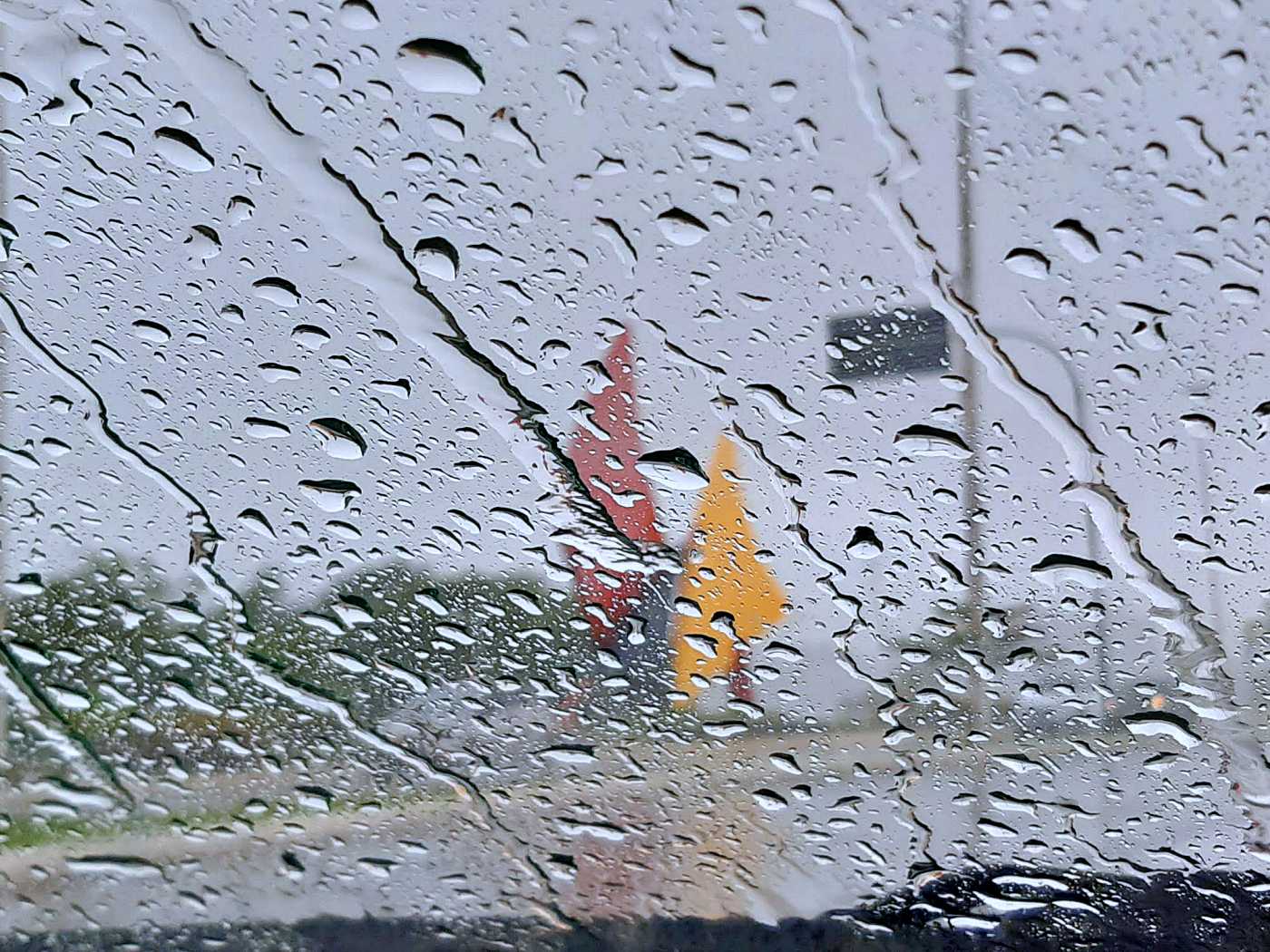 Quinta-feira com previsão de chuva no norte e oeste do Maranhão; ouça a previsão