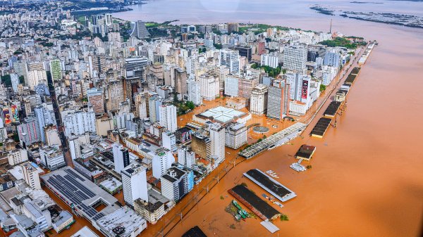 Grupo CCR doa 10 toneladas de mantimentos às vítimas das enchentes no Rio Grande do&nbsp;Sul