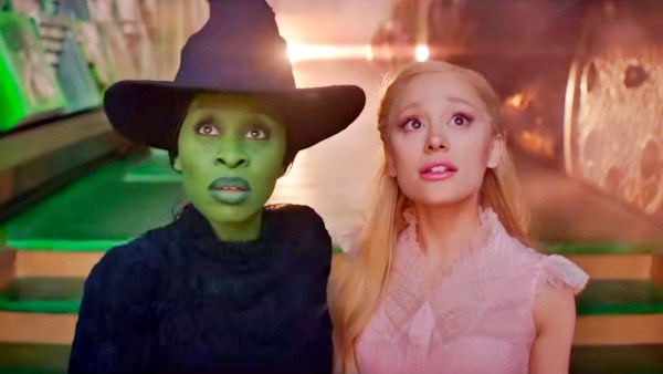 ‘Wicked’ tem trecho divulgado com Ariana Grande, Jon M. Chu e parte do&nbsp;elenco