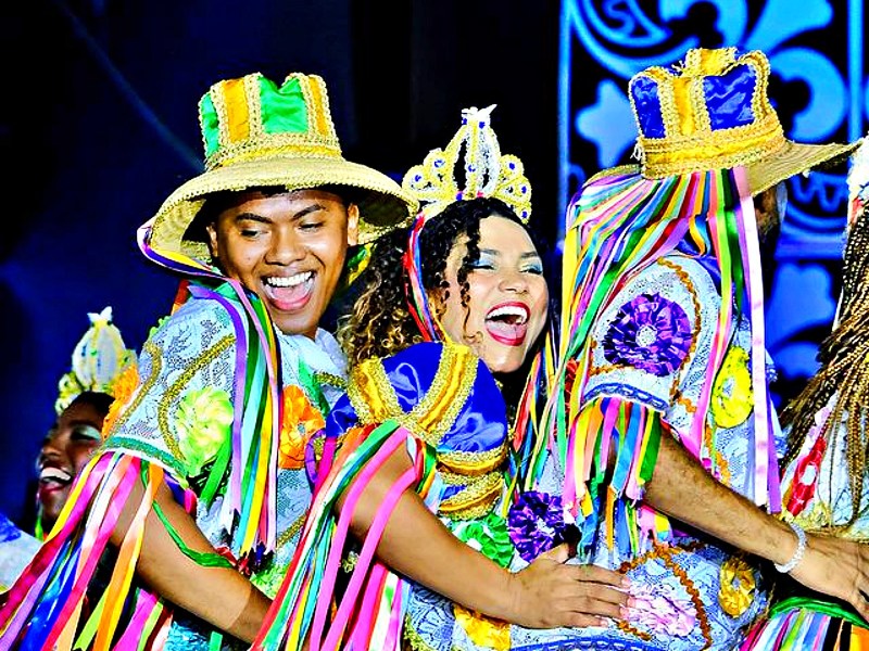 Cacuriá Balaio de Rosas celebra 40 anos com álbum inédito