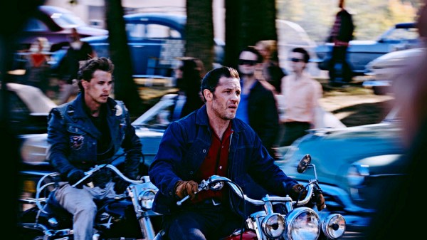 ‘Clube dos Vândalos’, longa estrelado por Austin Butler e Tom Hardy, ganha exposição em São&nbsp;Paulo