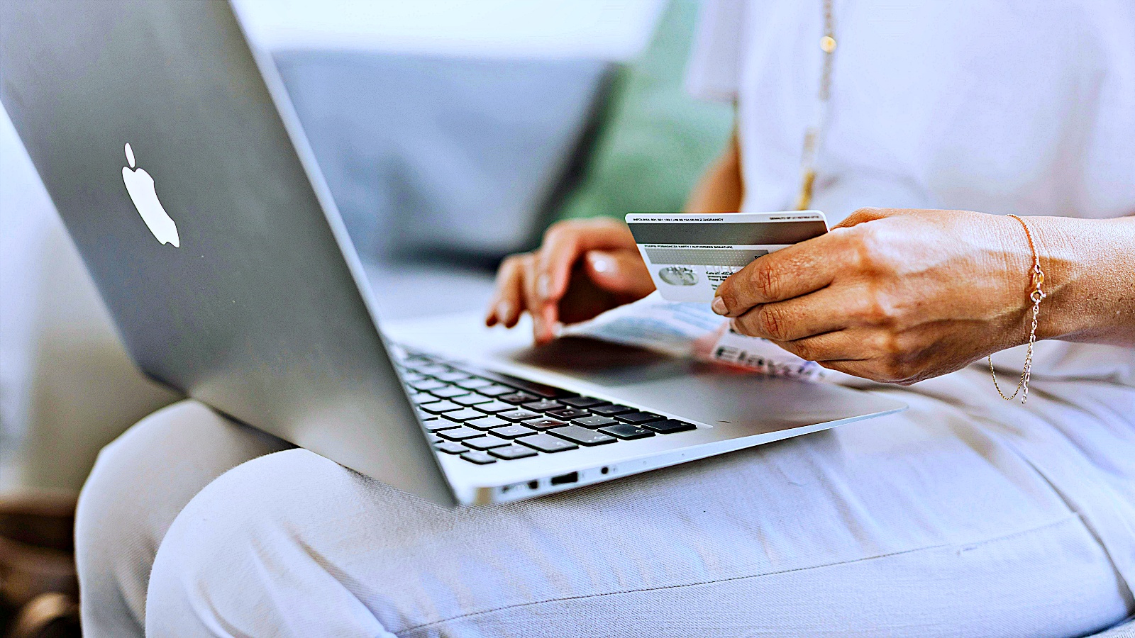 Como evitar fraudes: veja dicas da Serasa Experian para se proteger