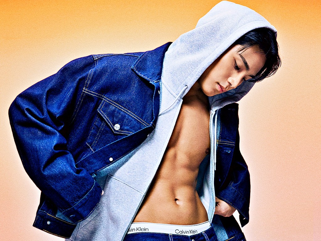 Astro da música pop coreana, Mingyu estrela campanha de grife