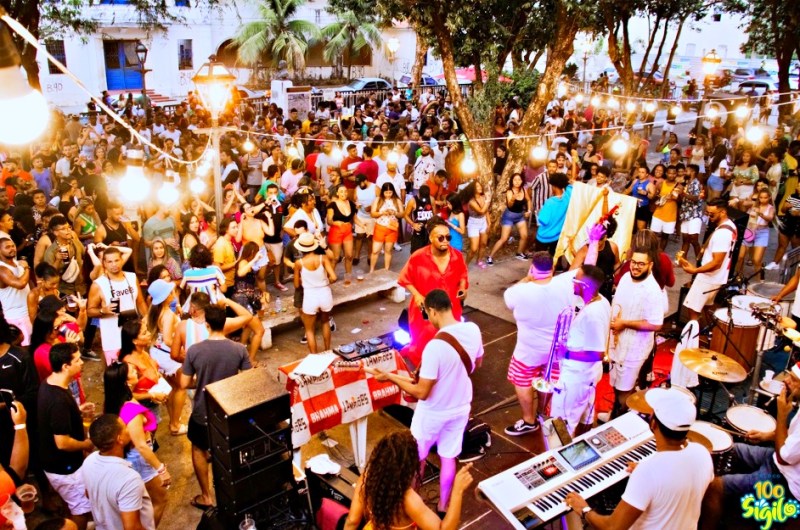 Bloco 100 Sigilo abre 'esquenta' do Carnaval 2025 com apresentação gratuita em São Luís: trazendo diferentes vozes, corpos e vivências, bloco se reúne neste domingo (24), às 16h, na Praça e Porto da Ponta do São Francisco
