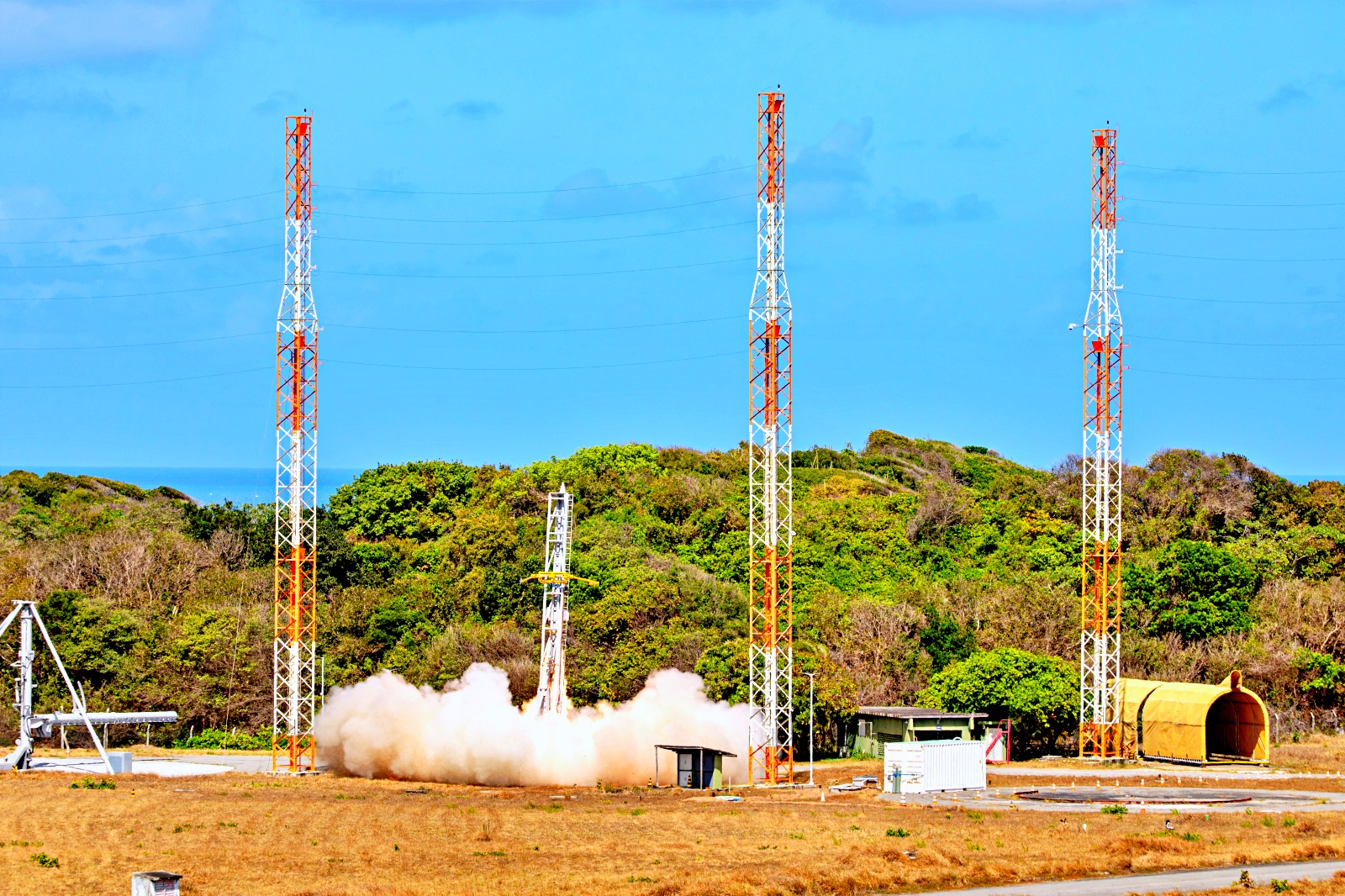 Operação Potiguar lança VS-30 com sucesso, e reativa operação suborbital no Rio Grande do Norte: produzido pelo IAE, veículo de sondagem foi enviado, com sucesso, ao espaço, a partir do CLBI