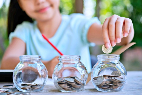 Educação financeira na infância? Especialista explica como transformar a mesada em ferramenta de&nbsp;aprendizado