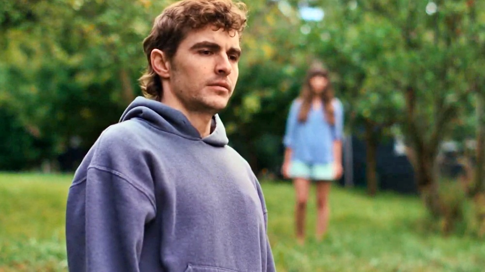 ‘Juntos’, terror visceral estrelado por Dave Franco e Alison Brie, ganha primeiro&nbsp;trailer