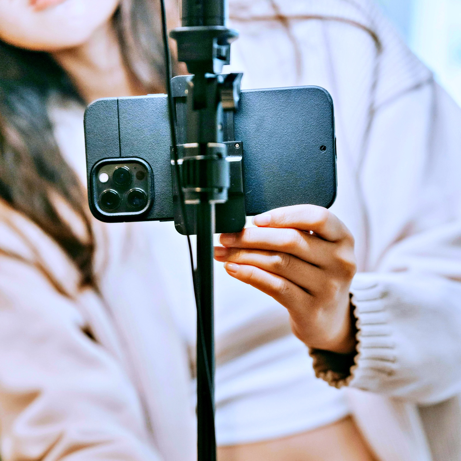 71% dos consumidores se arrependem após comprar produtos indicados por influenciadores, aponta pesquisa