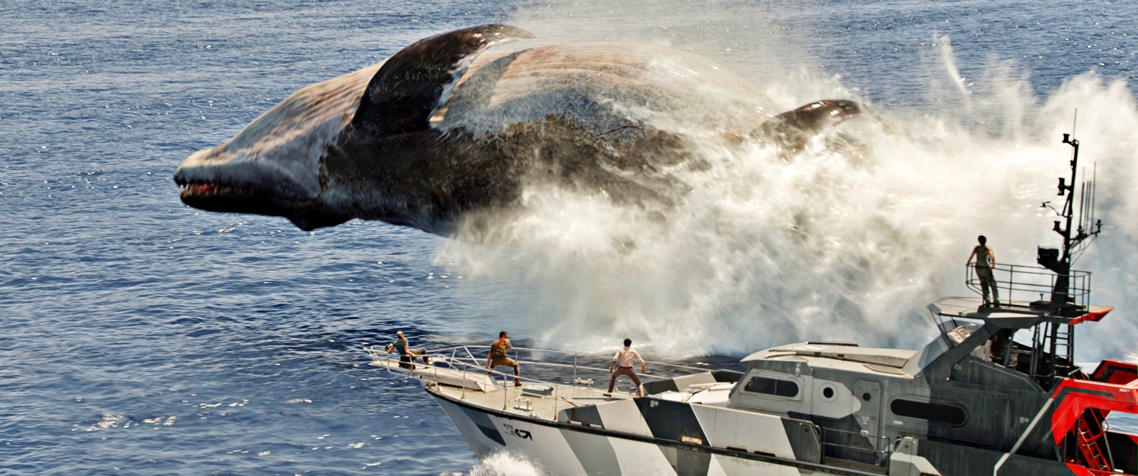 Universal Pictures divulga vídeo dos bastidores do assustador 'Jurassic World: Recomeço': Scarlett Johansson revela como são os dinossauros do novo filme da icônica franquia, que ganhou novos cartazes