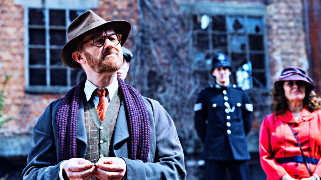 ‘Bookish’, nova série de Mark Gatiss, estreia no&nbsp;Film&Arts