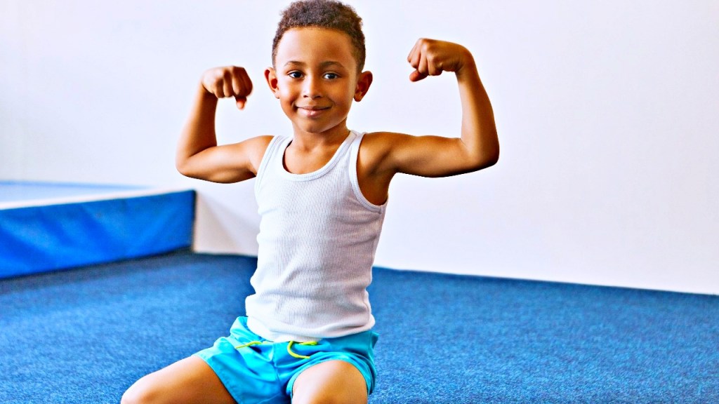 Crianças e adolescentes podem fazer musculação? Especialista&nbsp;responde