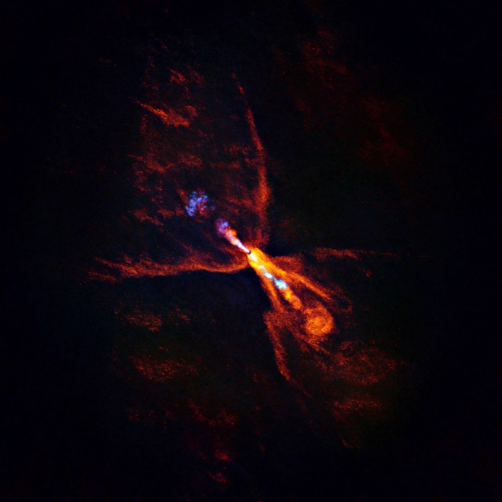 Pela primeira vez, astrônomos testemunham nascer de um novo sistema solar