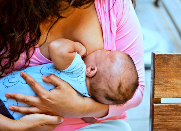 Amamentar é proteger: saúde para mãe e&nbsp;bebê