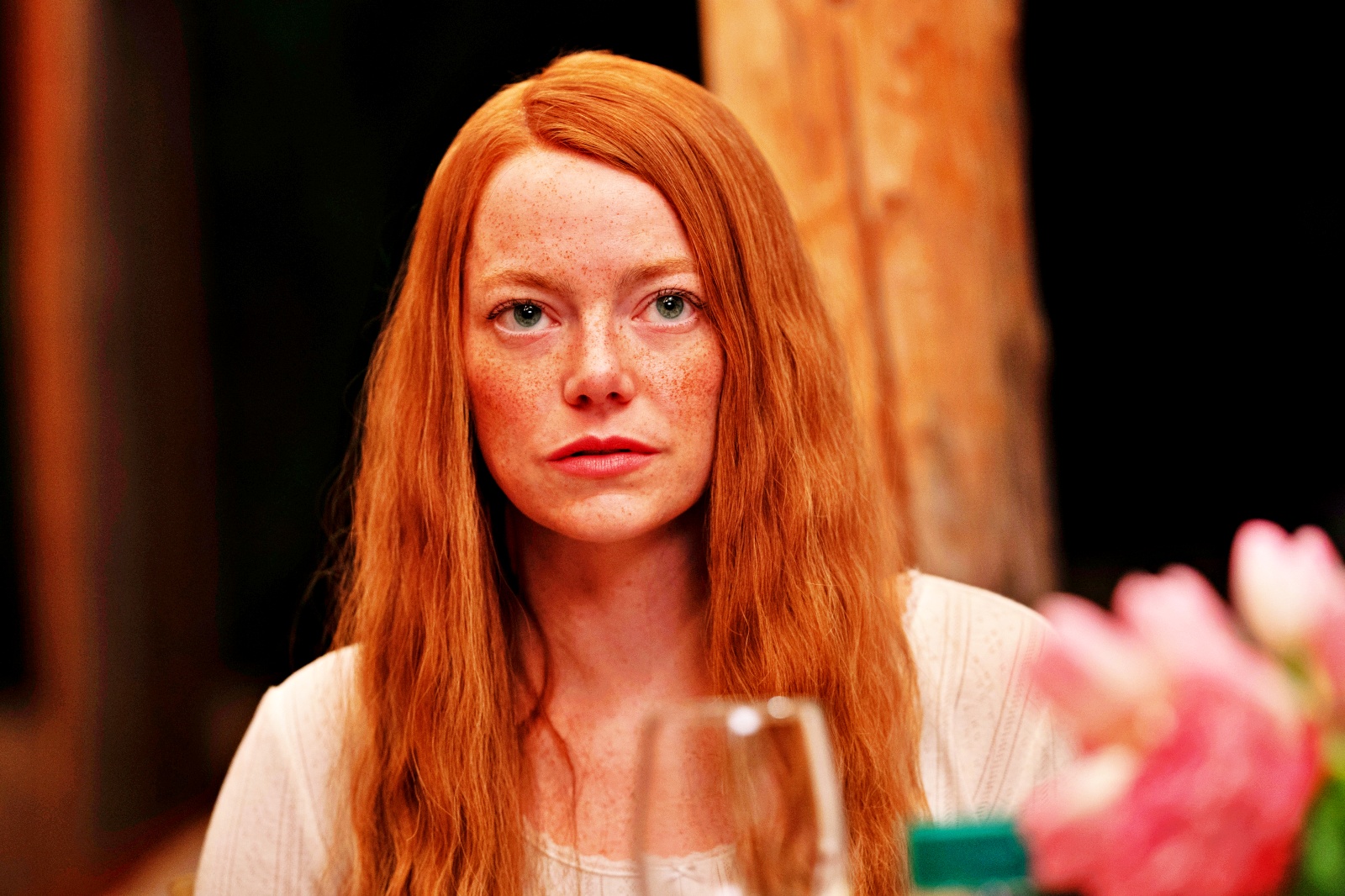 Universal Pictures lança primeiro trailer e cartaz de 'Eddington', novo filme de Ari Aster com Joaquin Phoenix, Pedro Pascal e Emma Stone: exibido durante o Festival de Cannes, o longa é uma comédia dramática que chega aos cinemas brasileiros em 13 de novembro