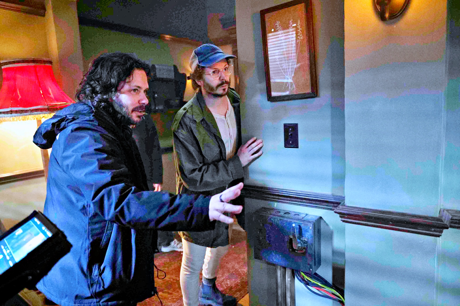 Glen Powell revela treinamento nos bastidores de 'O Sobrevivente' em novo vídeo: com direção de Edgar Wright, filme ganha nova data estreia e chega dia 20 de novembro nos cinemas do Brasil