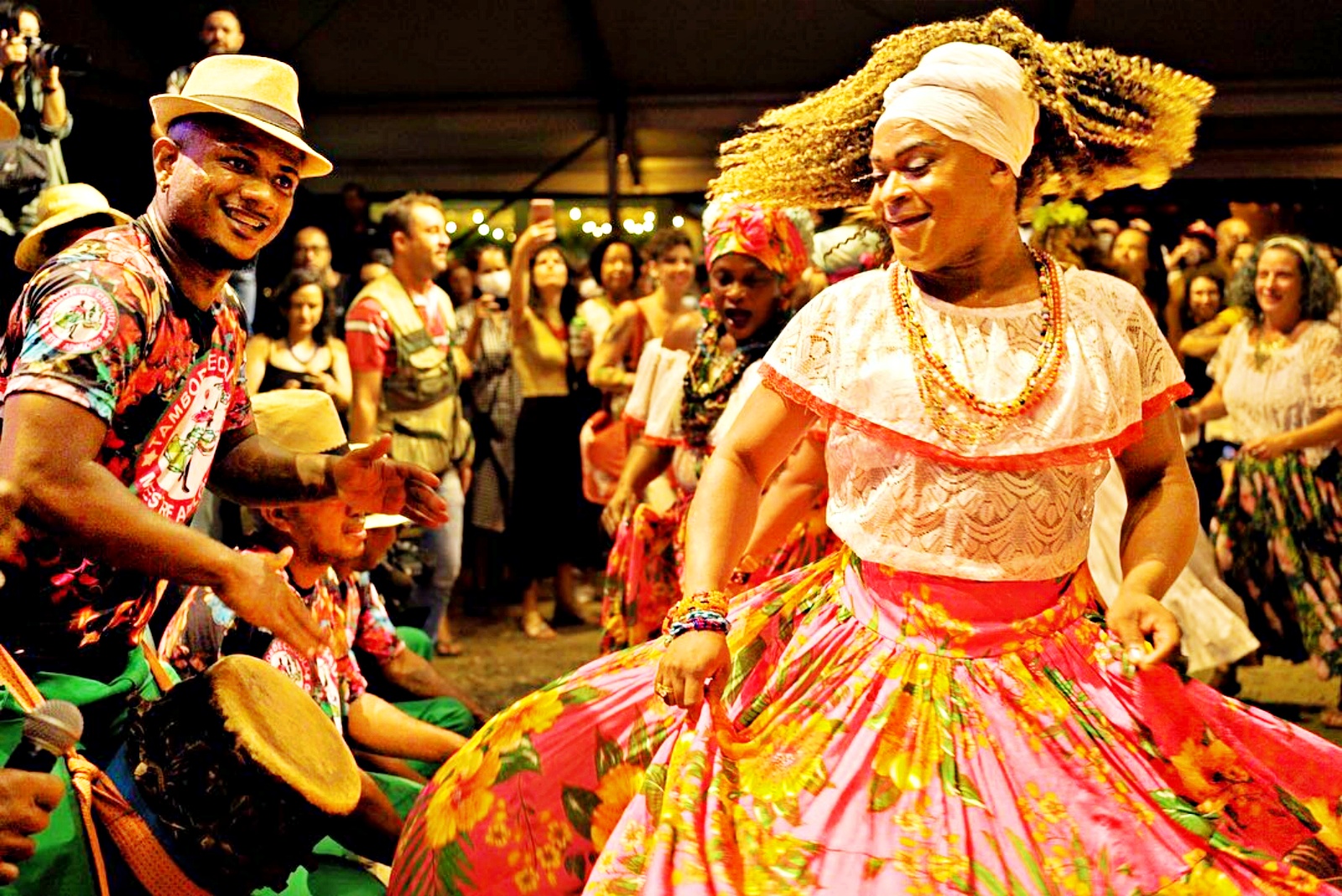 Tambor de crioula do Maranhão ecoa na Bienal de São Paulo