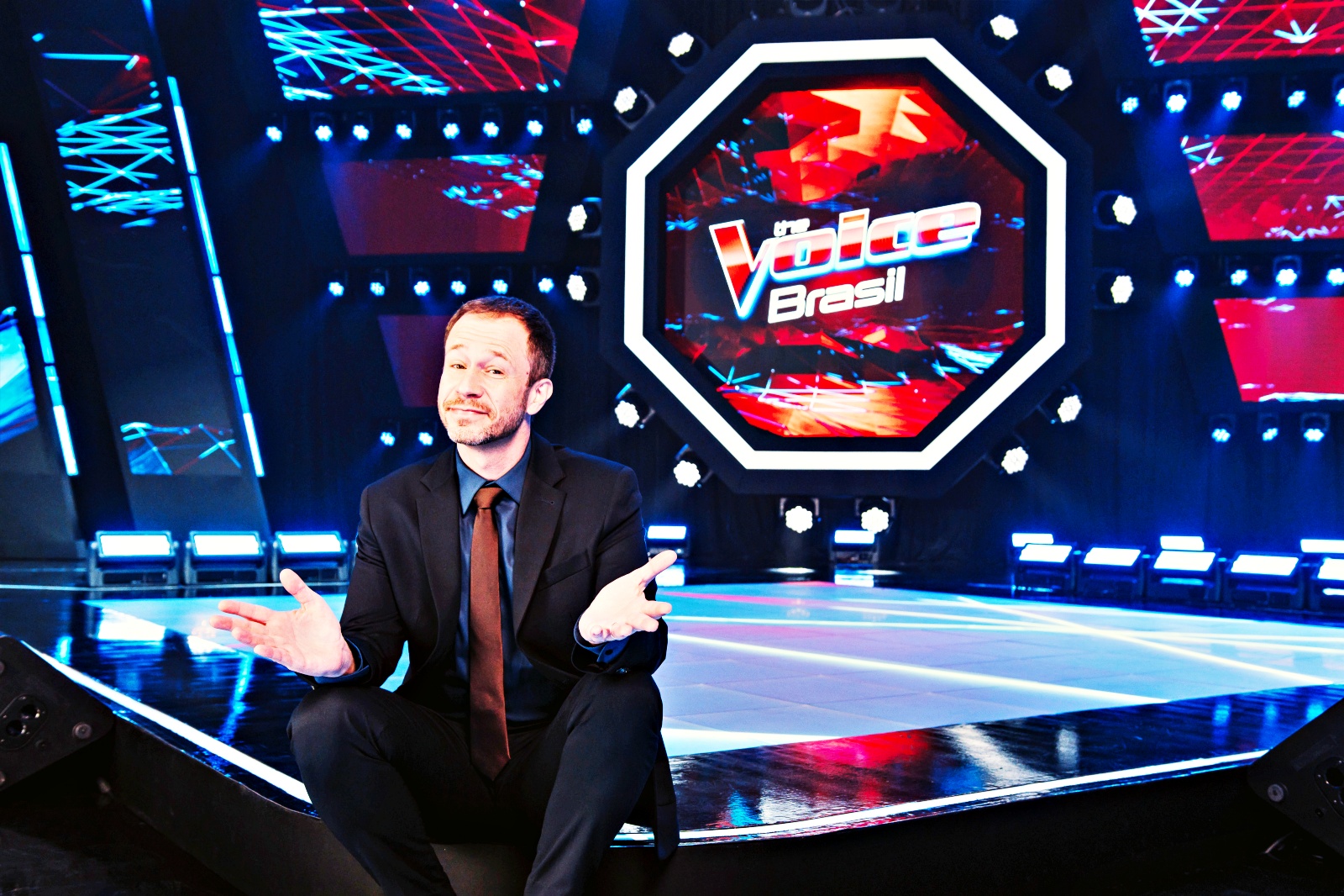 Disney+ e SBT iniciam gravações do The Voice Brasil 2025: reality show será exibido simultaneamente e conta com uma experiência complementar de conteúdo estendido na plataforma de streaming da Disney