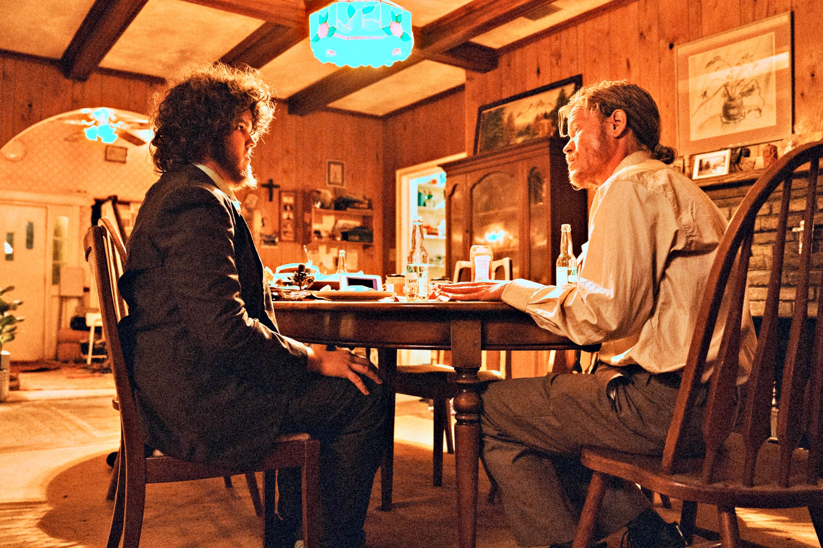 Universal Pictures lança trailer inédito de 'Bugonia', novo filme de Yorgos Lanthimos com Emma Stone: longa teve sua primeira sessão em território nacional nesse sábado após a coletiva de imprensa da 49ª Mostra Internacional de Cinema em São Paulo