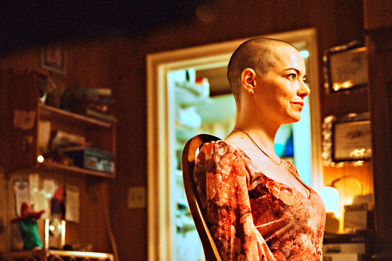 Universal Pictures lança trailer inédito de 'Bugonia', novo filme de Yorgos Lanthimos com Emma Stone: longa teve sua primeira sessão em território nacional nesse sábado após a coletiva de imprensa da 49ª Mostra Internacional de Cinema em São Paulo