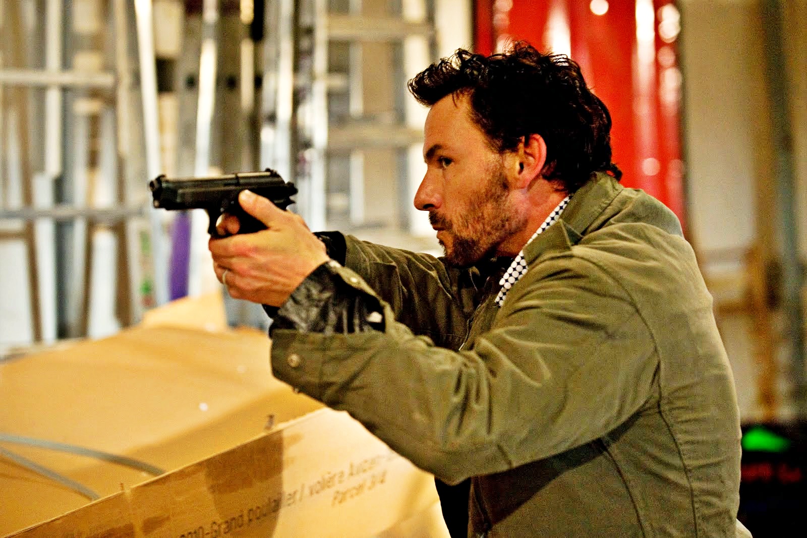 A&E estreia a série policial francesa 'Falco': episódios acompanham o detetive Alexandre Falco, que acorda de um coma de 22 anos, e enfrenta uma nova realidade em sua vida pessoal. Enquanto isso, terá de resolver vários casos perturbadores de assassinatos