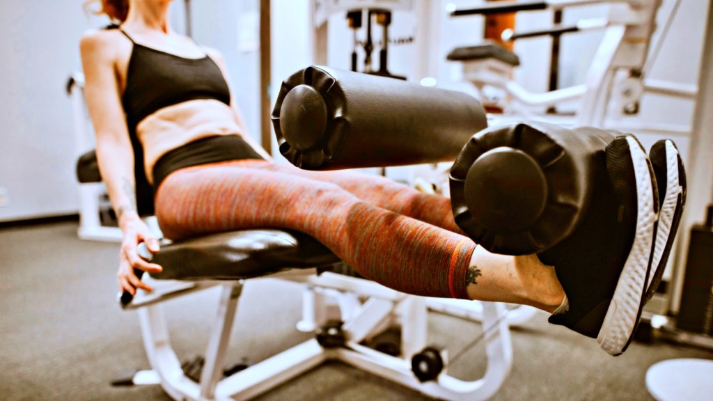 Ginecologista orienta sobre sintomas da menopausa