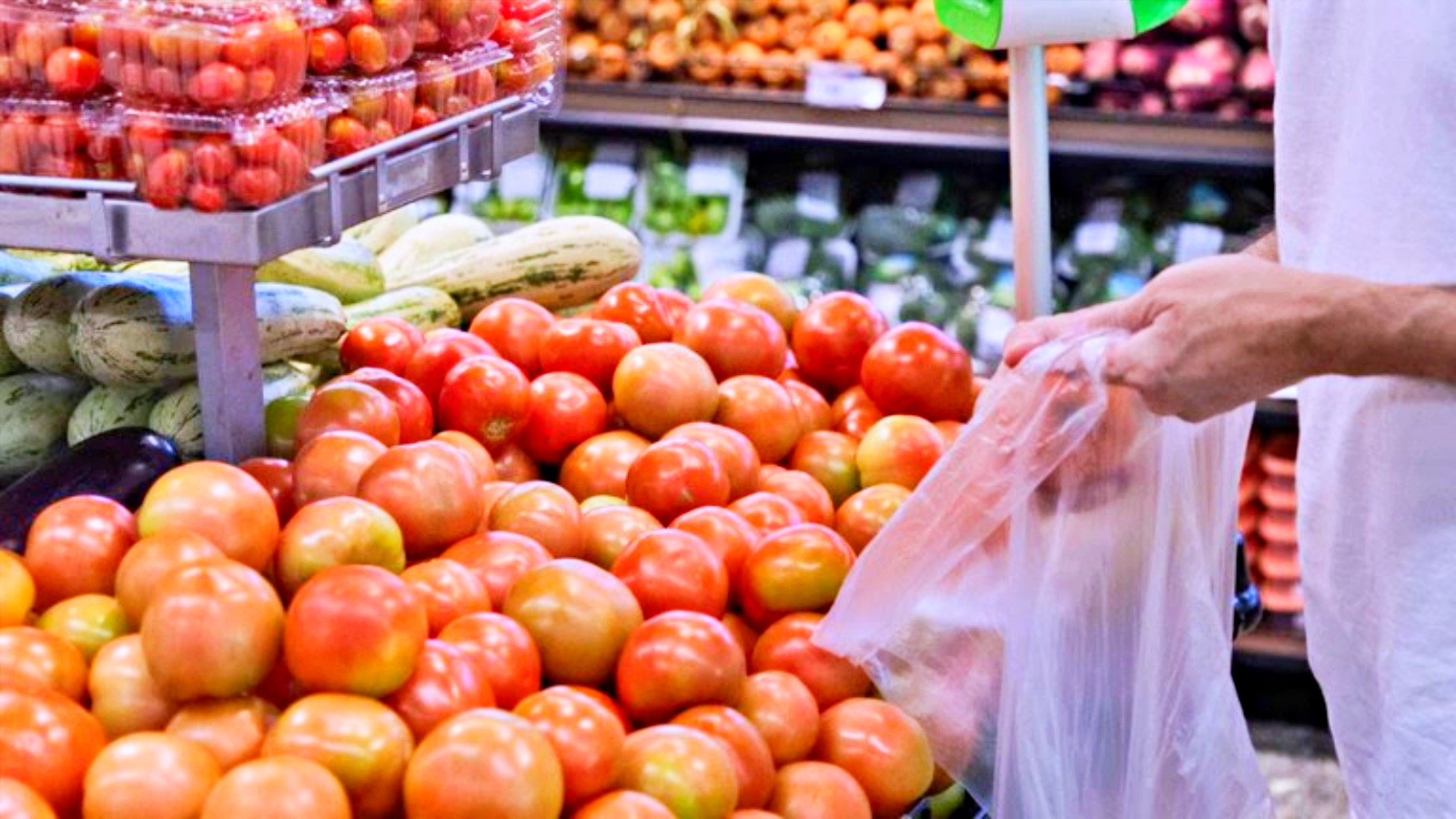 Cesta básica fica mais barata em 22 capitais do país