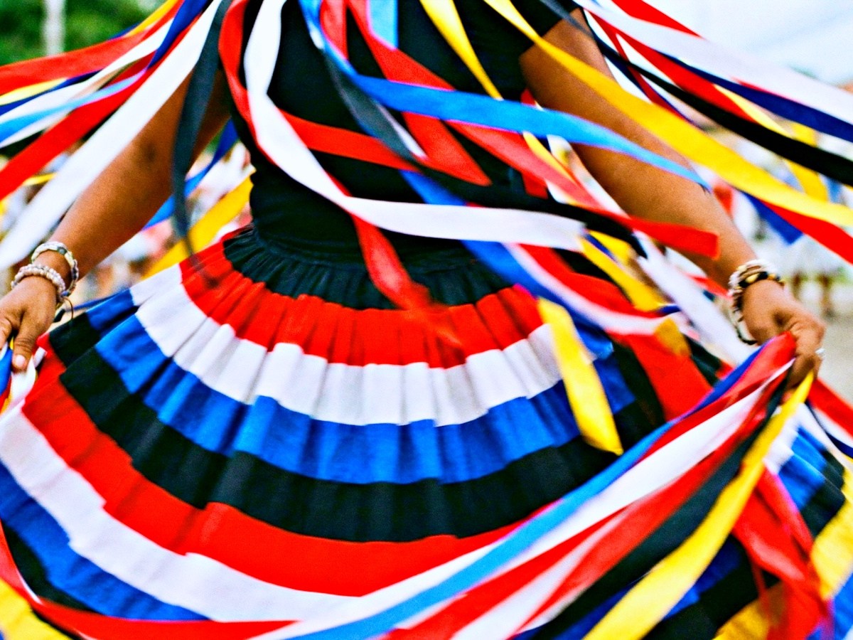 Em movimento: oficina do Laborarte oferece mergulho no mundo do&nbsp;cacuriá