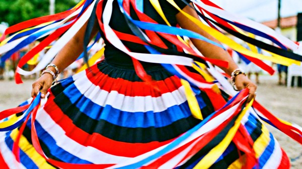 Em movimento: oficina do Laborarte oferece mergulho no mundo do&nbsp;cacuriá