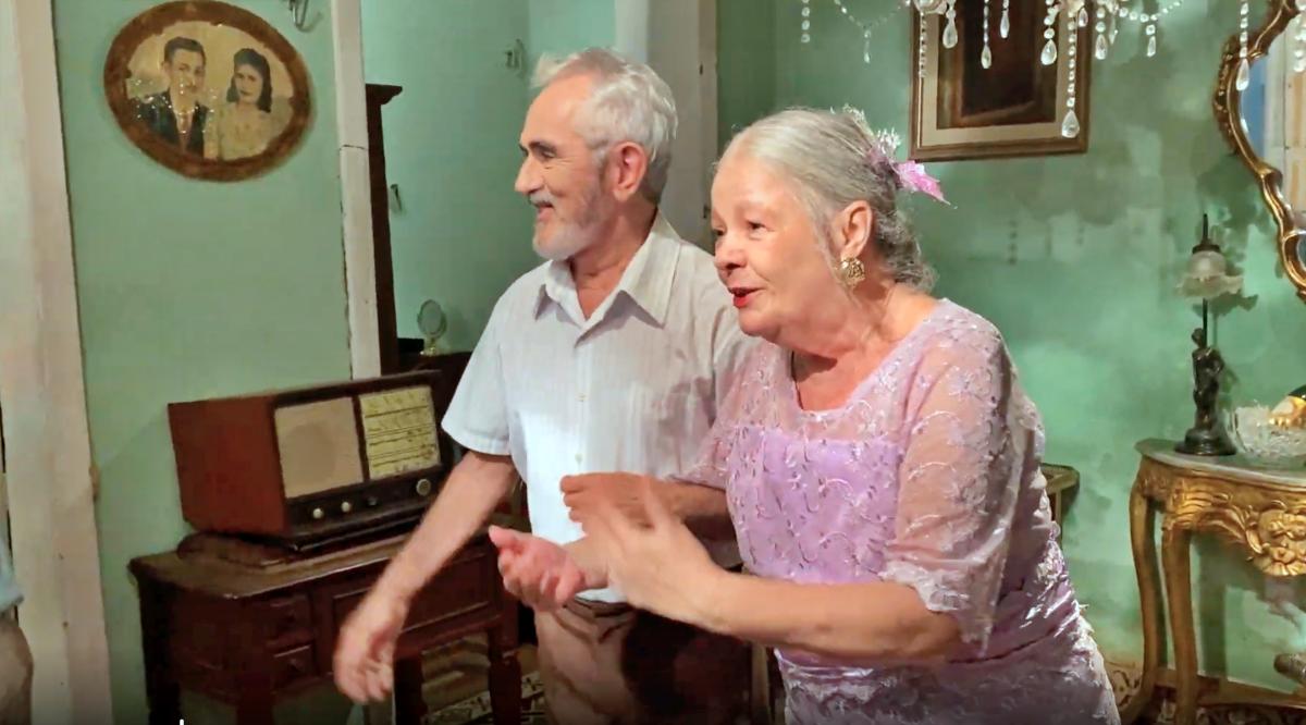 Nanego Lira, Matheus Nachtergaele e Buda Lira como Dauro, Nauro e Mauro Machado no set de ‘Nau de Urano’