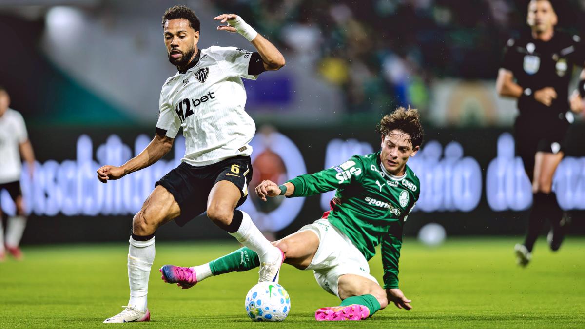 Palmeiras e Atlético Mineiro na partida pelo Campeonato Brasileiro