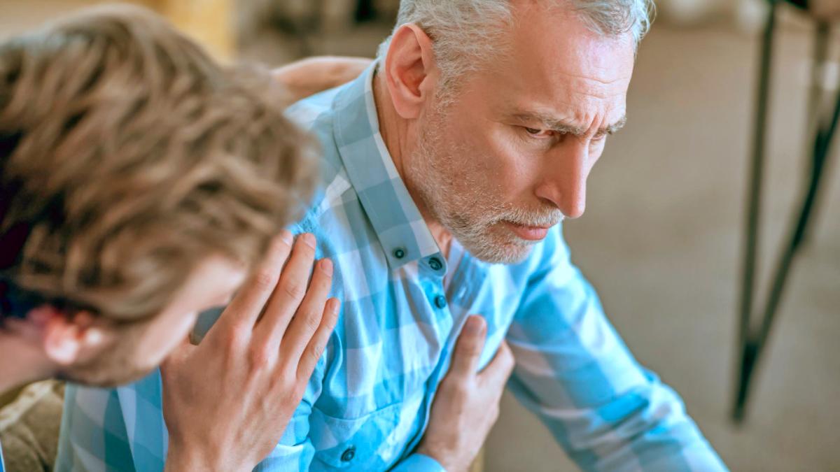 Ansiedade ou infarto? Saiba diferenciar sinais e agir rápido