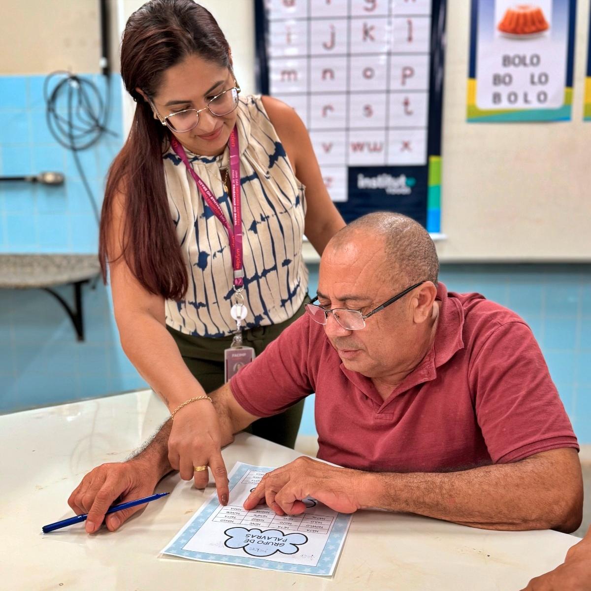 Aulas realizadas pelo Programa de Alfabetização e Letramento de Jovens e Adultos