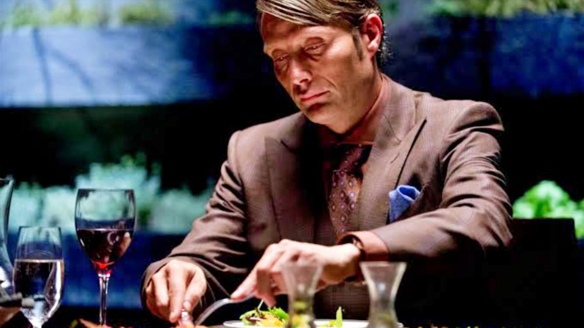 Hannibal Lecter (Mads Mikkelsen) em cena de 'Hannibal'
